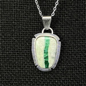 Ribbon Variscite